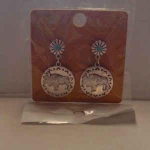 OORI EARRINGS BUFFALO